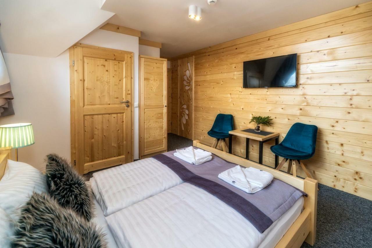 Double Room,854225942:JPEG